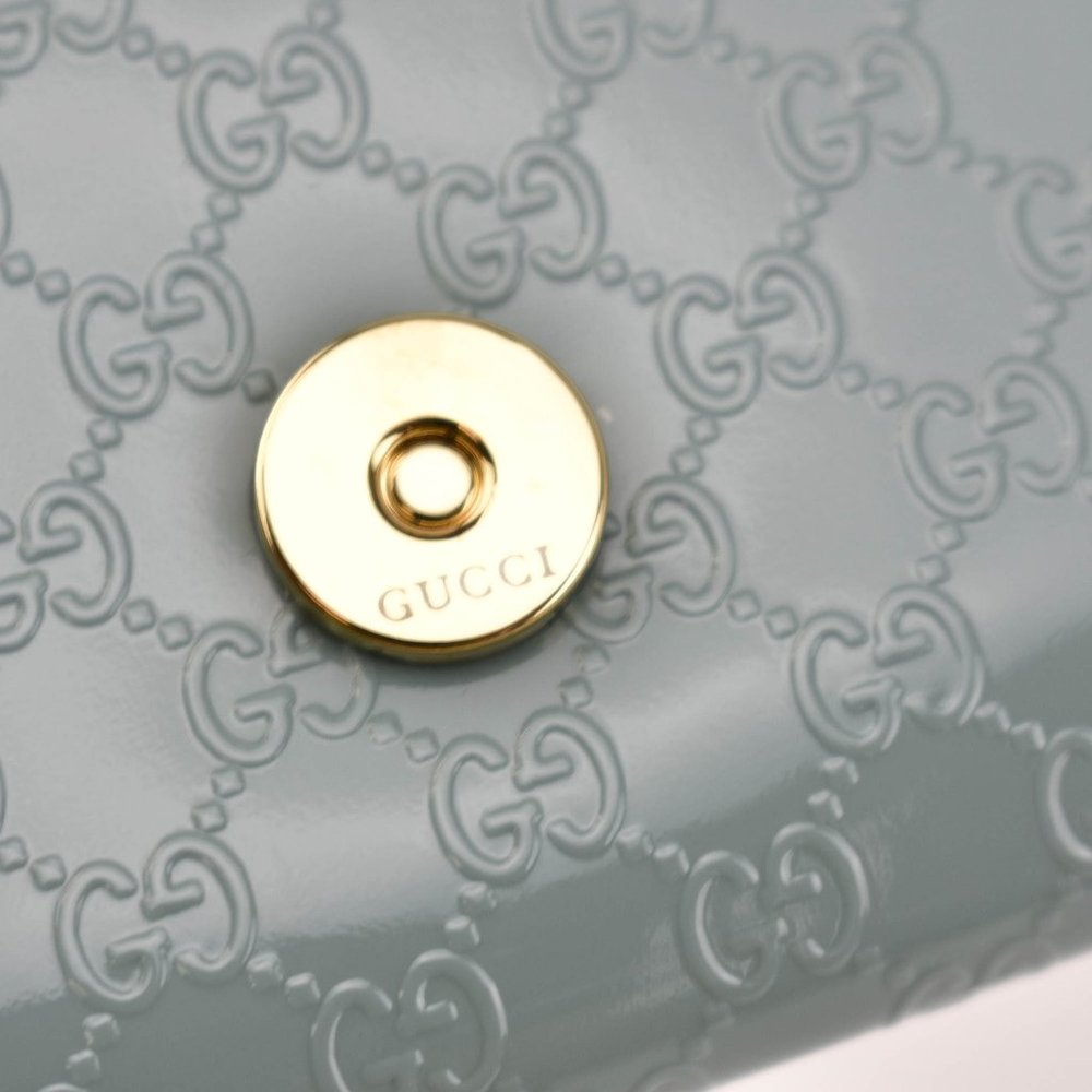 GUCCI: Powder Blue, Patent "GG" Logo "Broadway" Clutch Bag/Purse (wn) - Picture 7 of 11